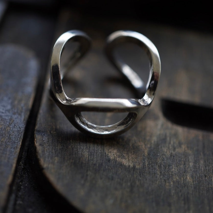 Oval Ring