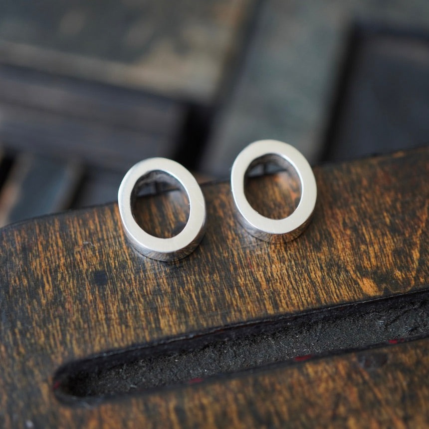 Oval Stud Earrings