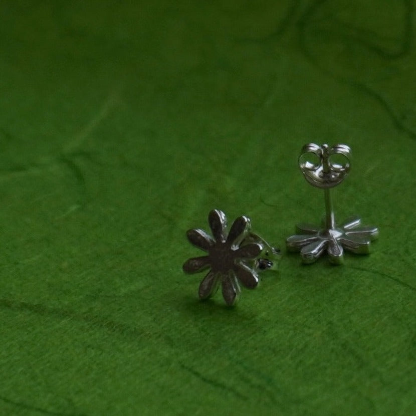 Daisy Stud Earrings