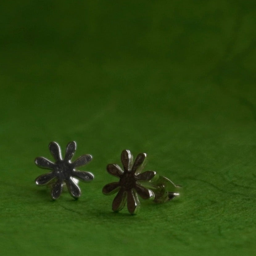 Daisy Stud Earrings